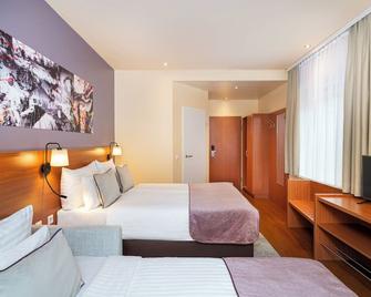 Leonardo Hotel Salzburg City Center - Salzburg - Bedroom