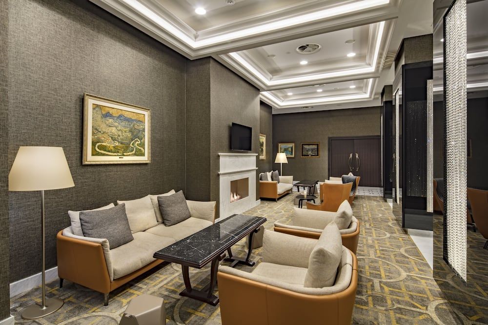 فندق هيلتون بودغوريتشا سرنا غورا