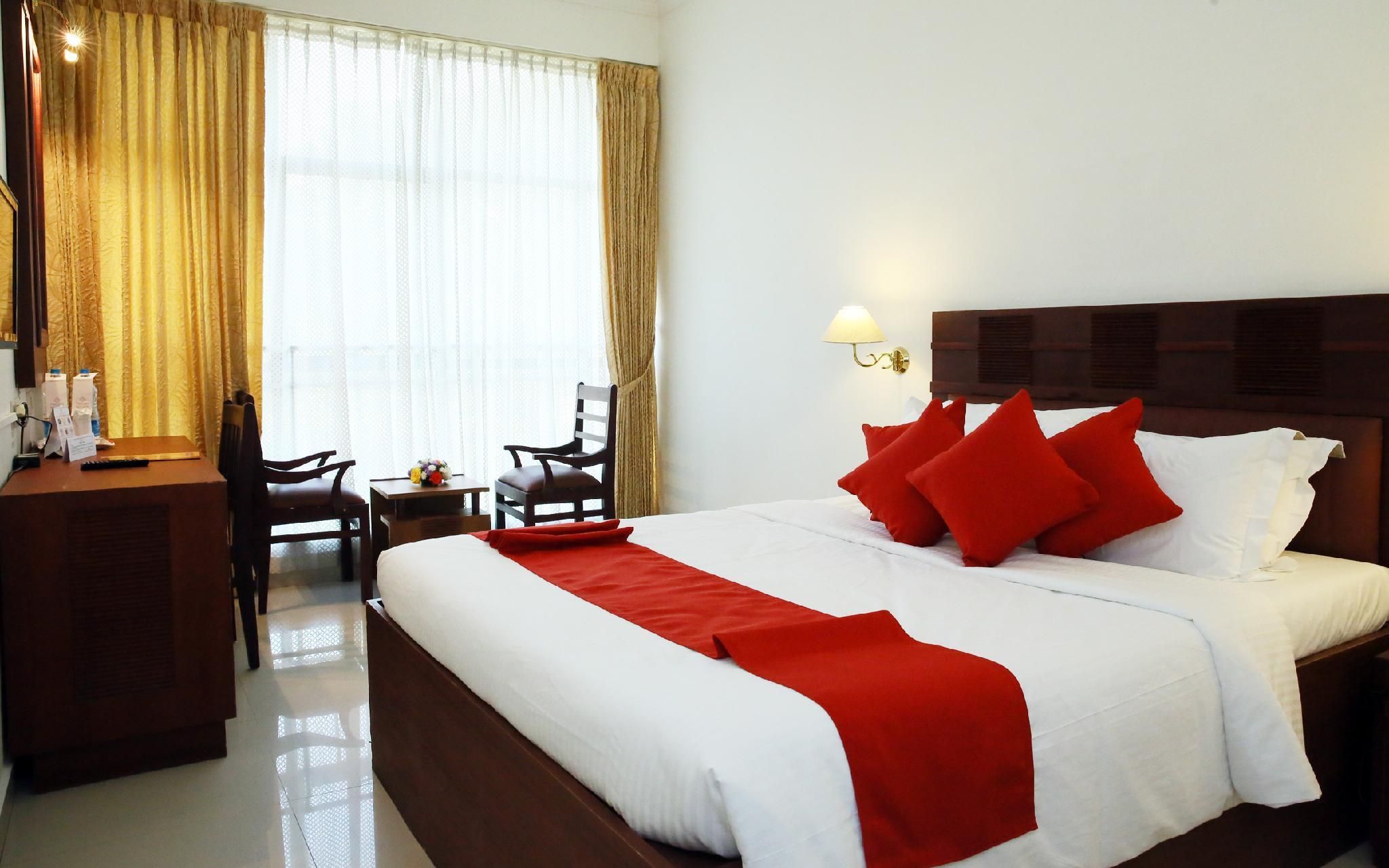 Hotel Palace Inn - Angamāli - Schlafzimmer