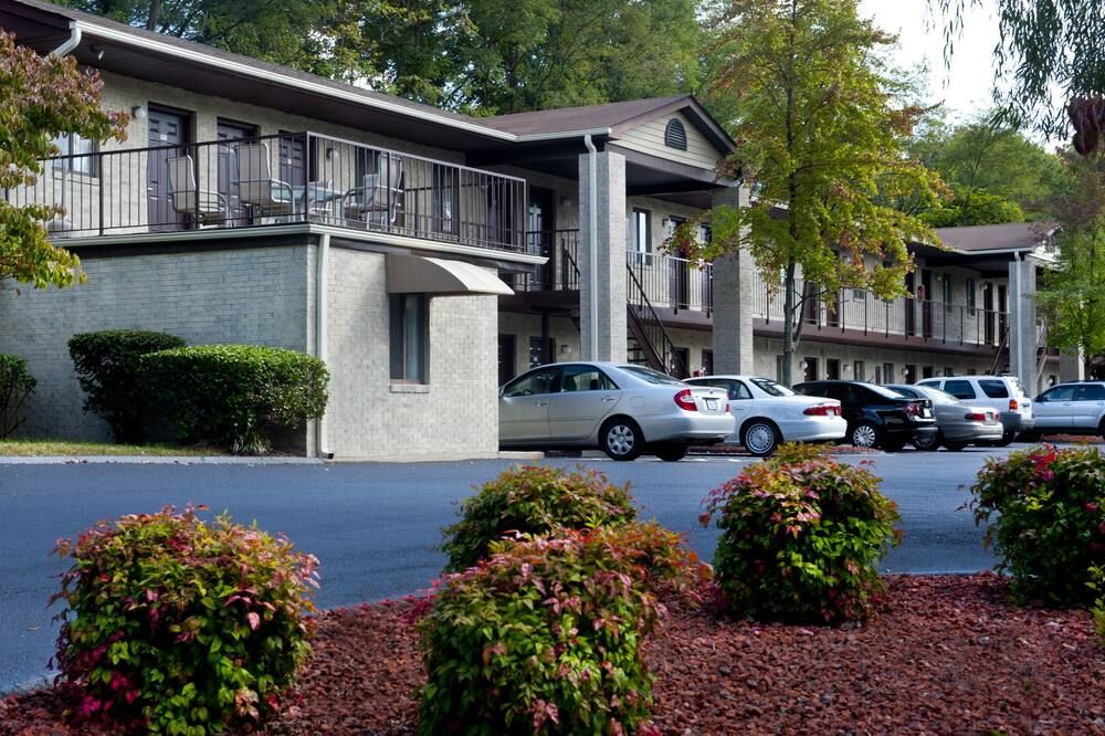 Affordable Corporate Suites of Overland Drive - Roanoke - Bâtiment