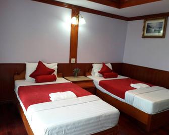 Rawanda Resort Hotel - Lop Buri - Habitación