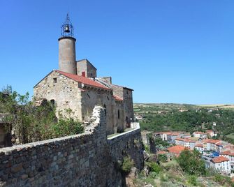 Les Insolites de Champeix - Saint-Floret - Gebäude