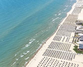 Siel Hotel - Durrës - Beach