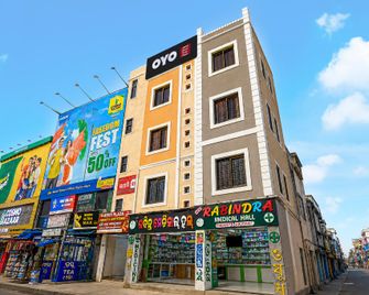 Hotel O Shree Roxy Plaza - Cuttack - Building