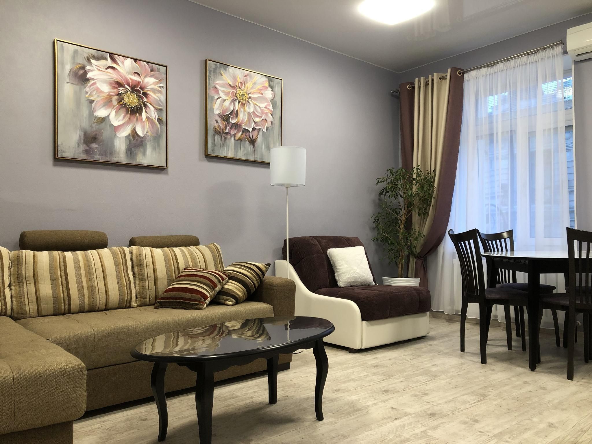 Vladstar Inn Hostel - ולדיבוסטוק - סלון