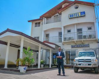 ريزيدانس أوتلير دي مونجالي - برازافيل - مبنى