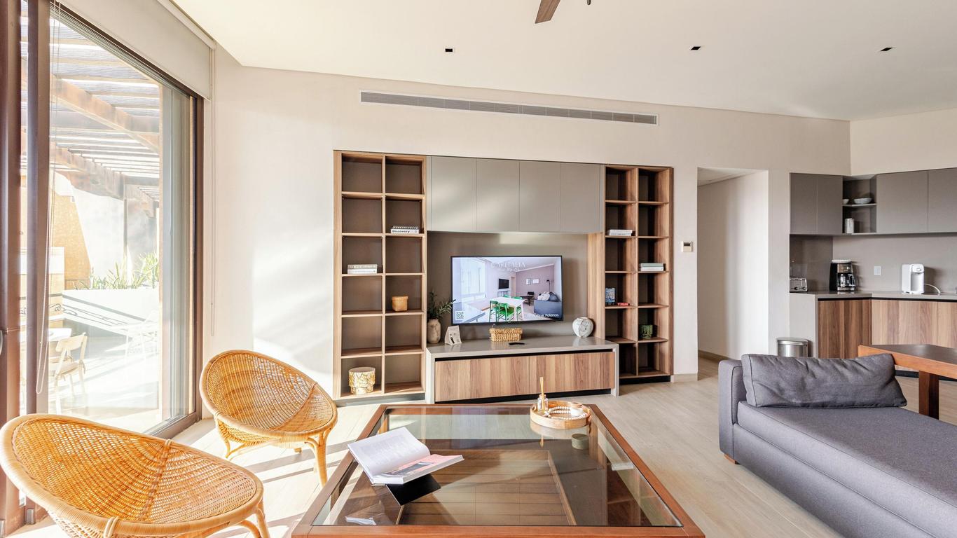 The Paraiso Residences at Marina Cabo