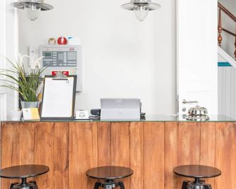 Procyon Boutique & Suites - Ponta Delgada - Front desk