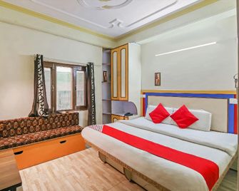 Hotel O Royal Inn - Shimla - Bedroom