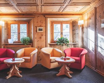 Hotel Post - Sils im Engadin/Segl - Salónek