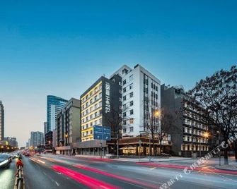Jinzhu Hotel (ChengDu Tianfu square) - Chengdu - Building