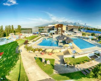 Hotel Aquacity Mountain View - Poprad - Pool