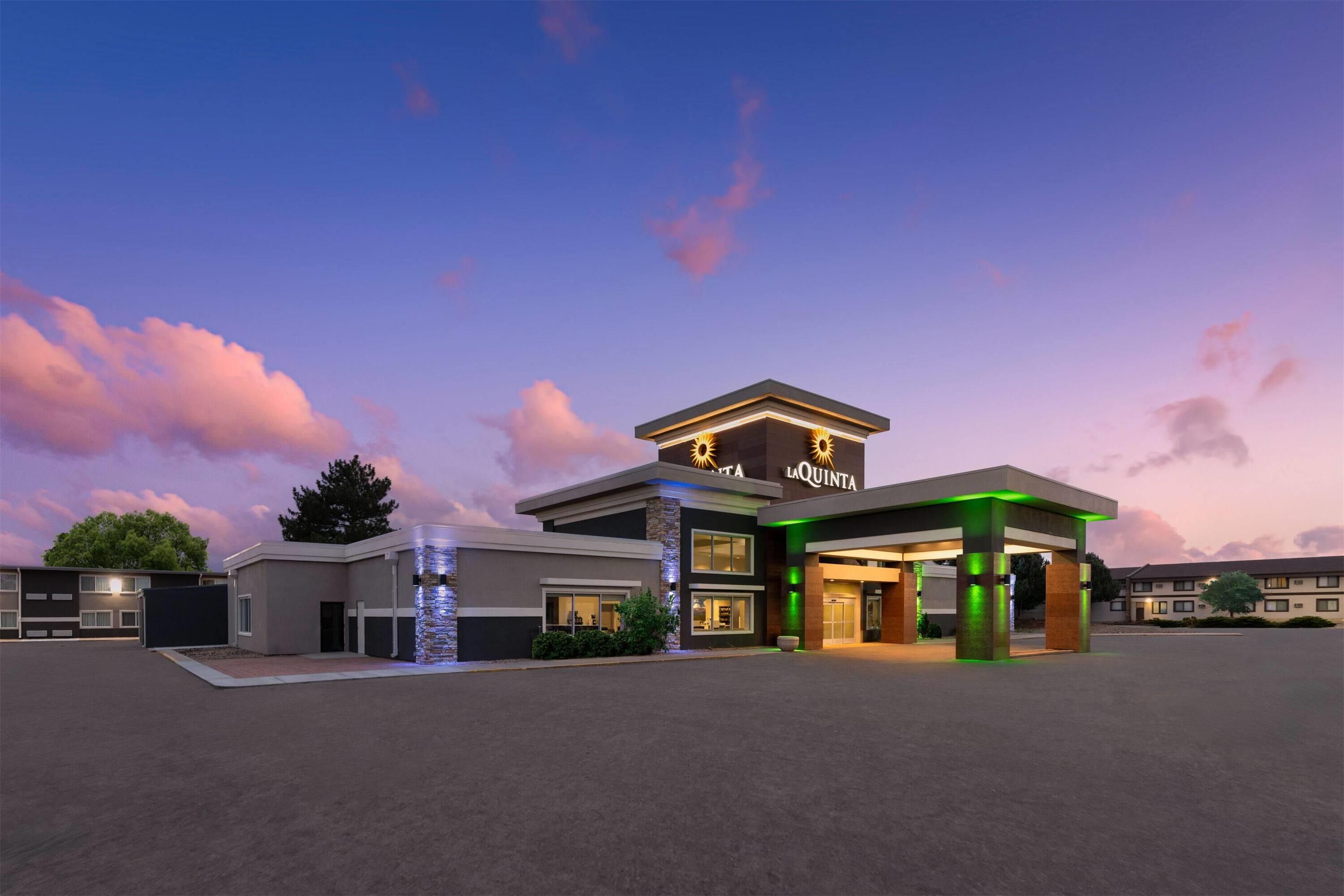 La Quinta Inn by Wyndham Fort Collins - Fort Collins - Bygning