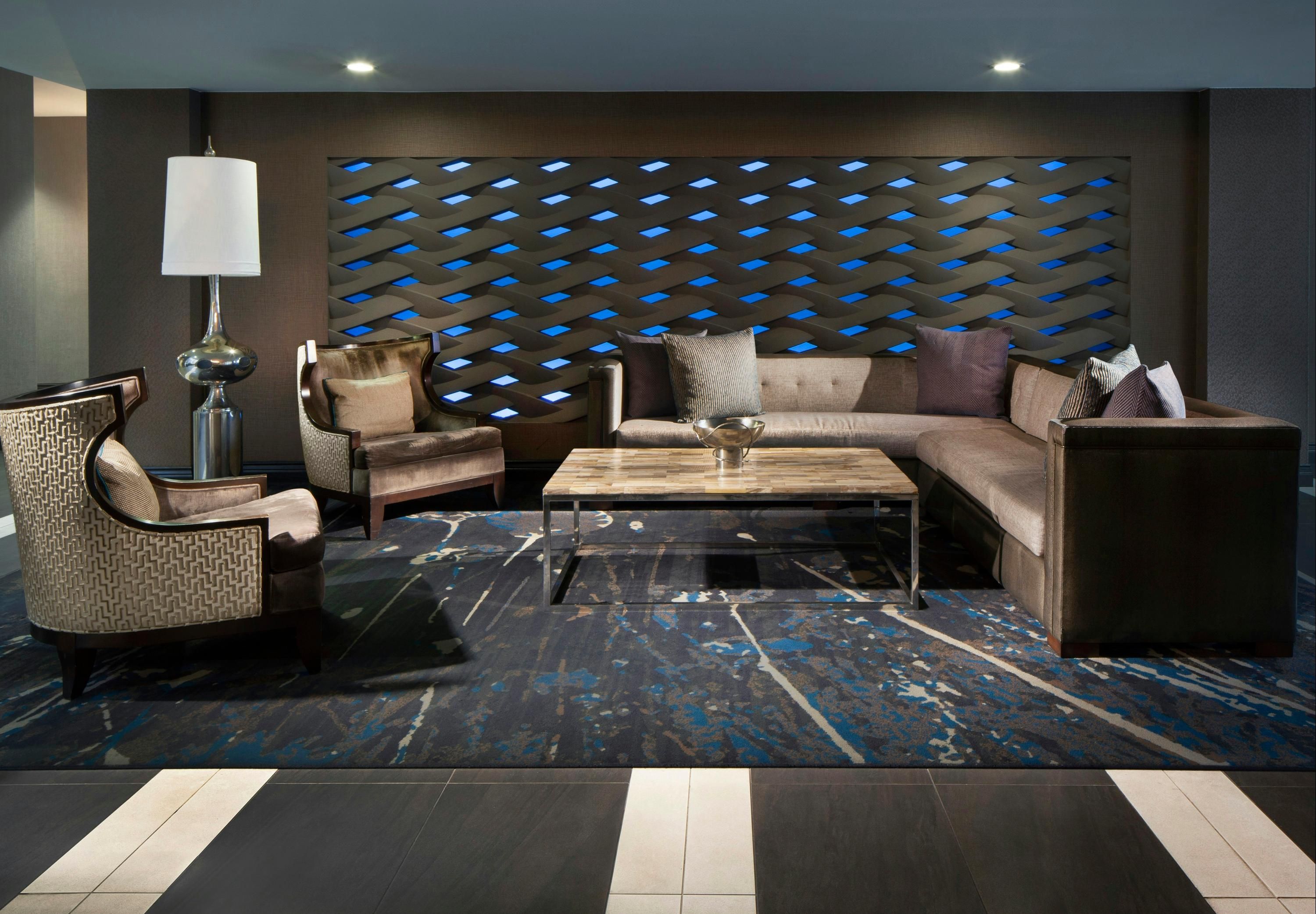 Embassy Suites by Hilton Houston Near the Galleria - Houston - Sala d'estar