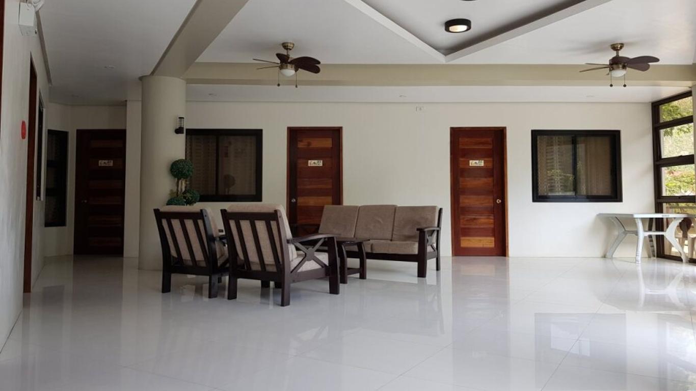 نزل إنغو توريست