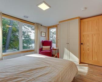 Orwell Cabin on Sunrise Lake with Private Dock and BBQ - Orwell - Dormitor