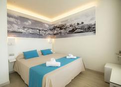 Apartamentos Bora Bora - Adults Only - Sant Josep de sa Talaia - Sypialnia