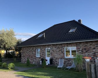 Graureiher - Wieck am Darß - Gebäude