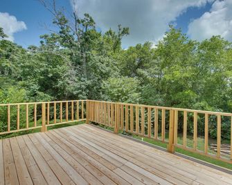 1 Mi to Dtwn! Cozy Hopkinsville Hideaway - Hopkinsville - Varanda