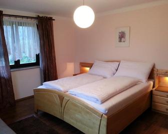 Pension Bergblick - Bad Goisern am Hallstättersee - Schlafzimmer