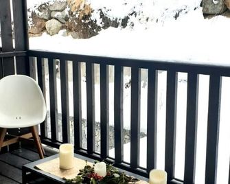 Apartment 'Aspen Park 106' with Private Terrace & Wi-Fi - Auron - Balcony