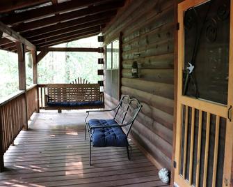 Shadow Me Secluded Cabin - Mountain View - Balkon