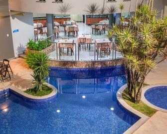 Hotel Porto Napolis - Eunápolis - Pool
