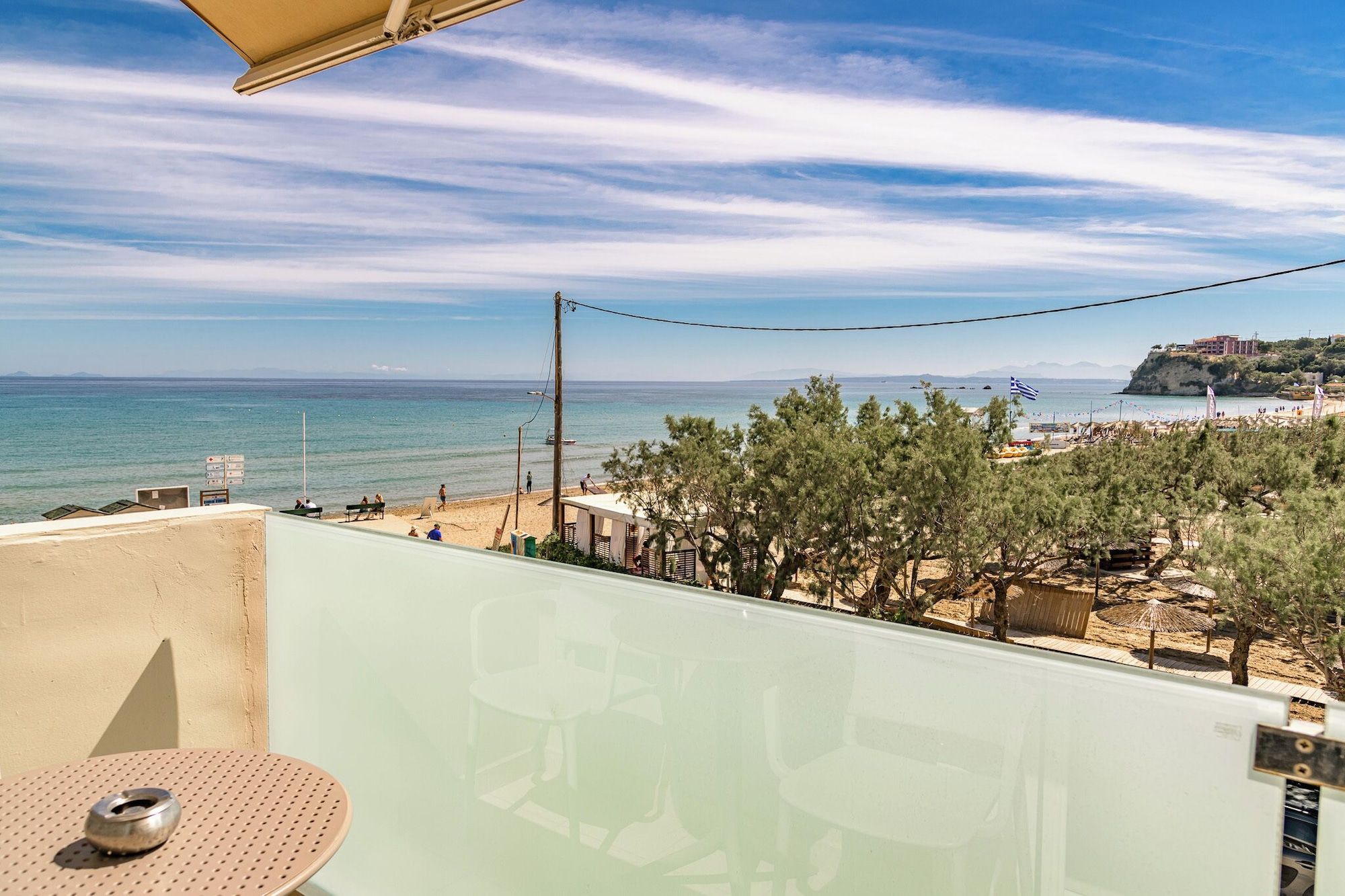 إيكينثوس تسيليفي بيتش