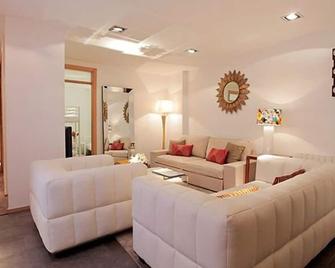 Ab Design Suites - Madrid - Sala