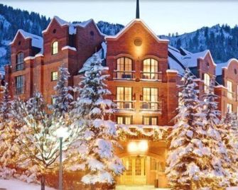 Aspen St. Regis Residence Club 3 Bedroom Residence - Aspen - Building