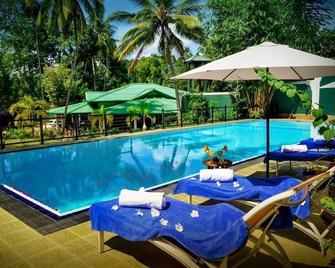 The Kings Villa - Kandy - Pool