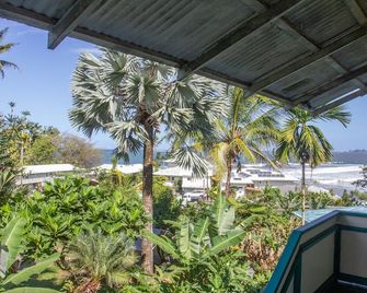 Wild Ginger Hotel - Hilo - Balcón