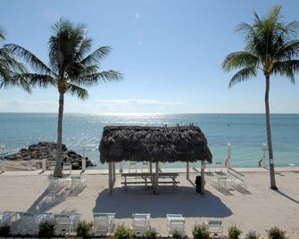 Beachside Unit 01 - Key Colony, Beachside Unit 01 - Private Atlantic Beach & Pool - Key Colony Beach - Beach