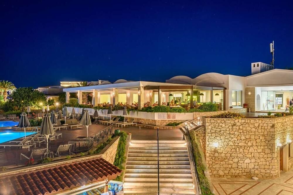 منتجع أنابيل بيتش