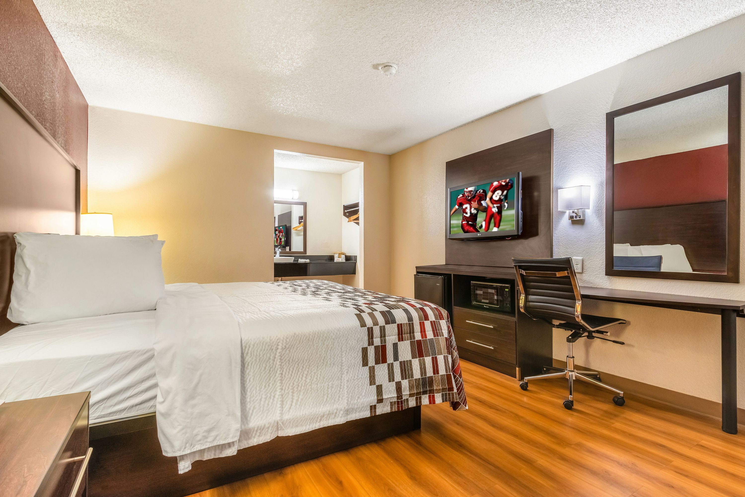 Red Roof Inn Phoenix- Midtown - פיניקס - חדר שינה