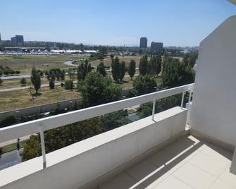 Eyna Hotel - Ankara - Balcony
