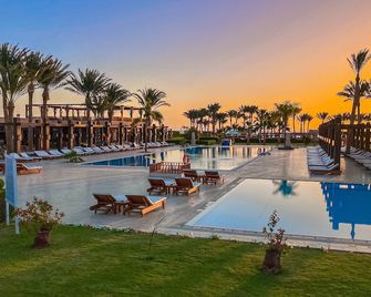 Gemma Resort - Marsa Alam - Pool
