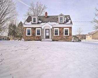 Rural Oswego Cottage on 50-Acre Orchard and Farm! - Oswego - Gebouw