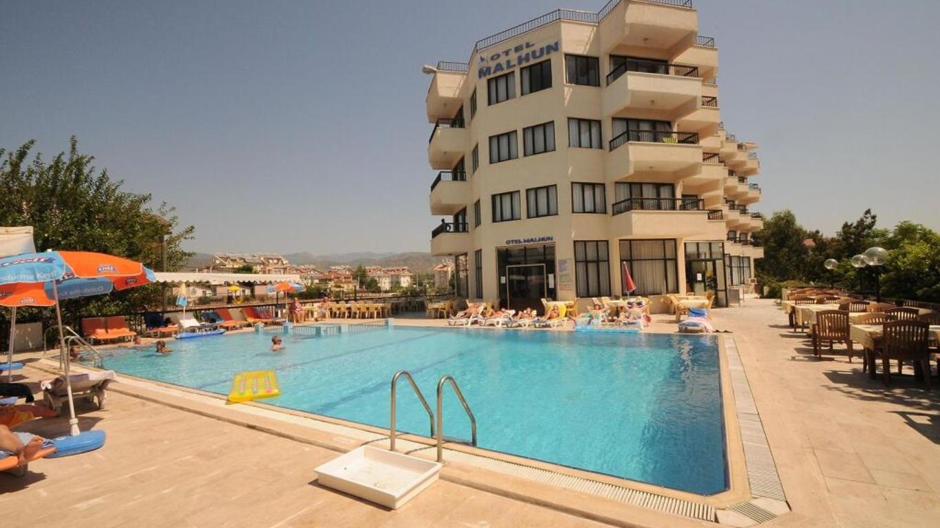 Malhun Hotel