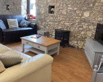 Vale of Glamorgan - Cottage - Sleeps 4 - Parking - Barry - Pokój dzienny