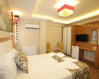 Emir Butik Otel - Büyükçekmece - Yatak Odası