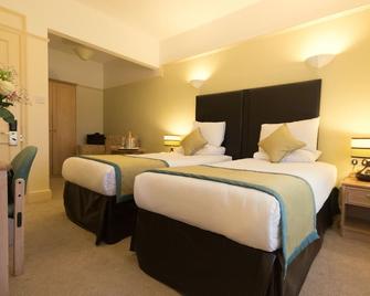 Stratford Limes Hotel - סטרטפורד אפון-אבון - חדר שינה