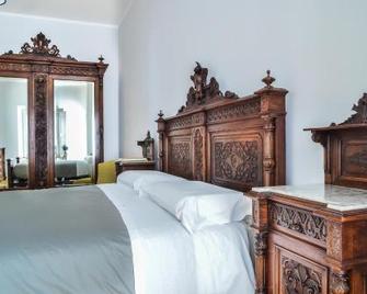 Camera a Sud - Bovino - Habitación