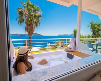 Payam Hotel - Kaş - Balcony