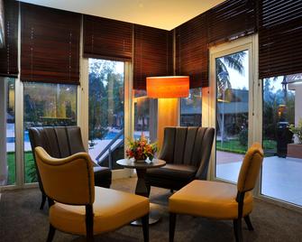 سوباتيل سيلماندي - أواغادوغو - ردهة