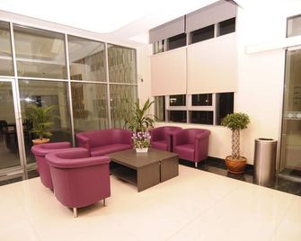 森信酒店 - 怡保 - 大廳