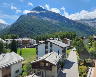 Hotel Etoile & Alpenperle Residences - Saas-Fee