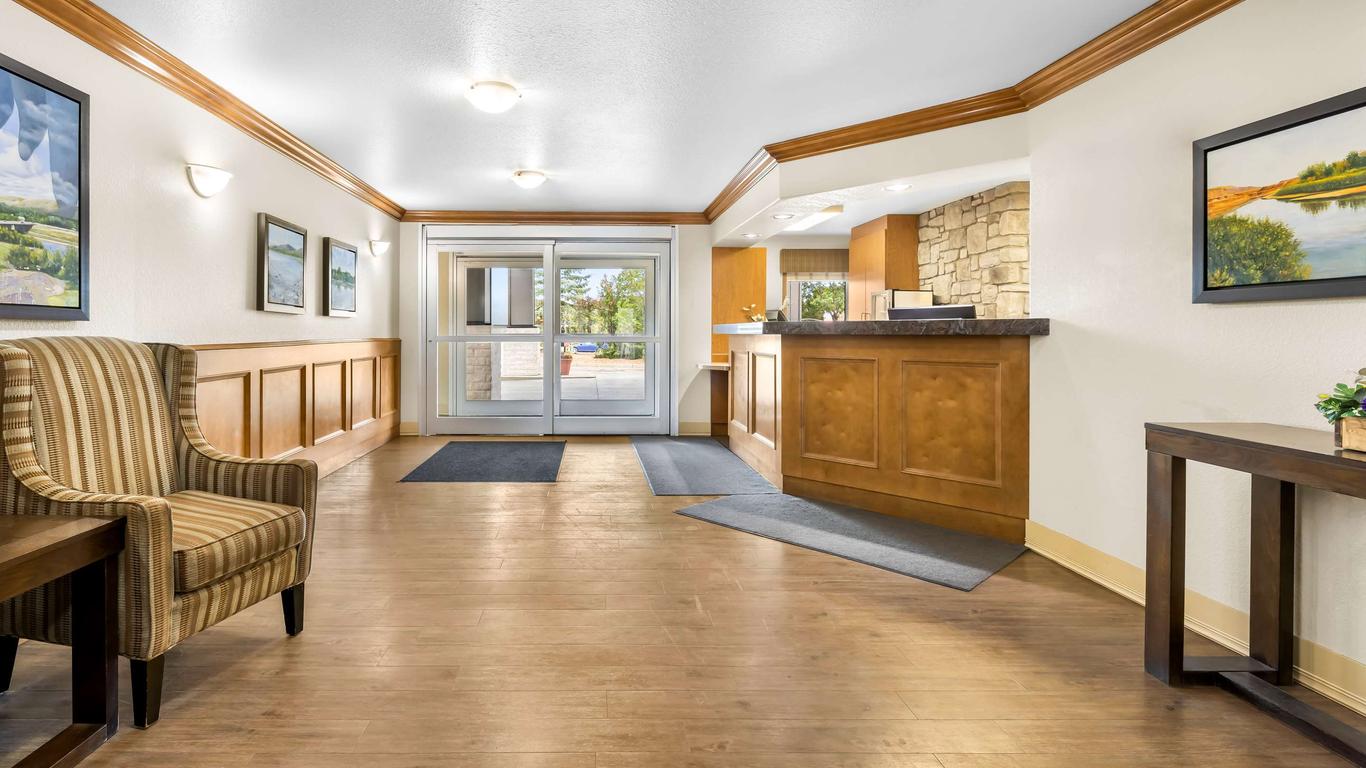 شور ستاي بلس هوتل باي بست ويسترن درومهلر