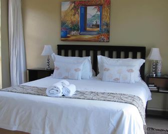 Absolute Cornwall Bed and Breakfast - East London