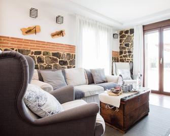Casa Rural Pico De Los Haces - Santervás de la Sierra - Sala de estar